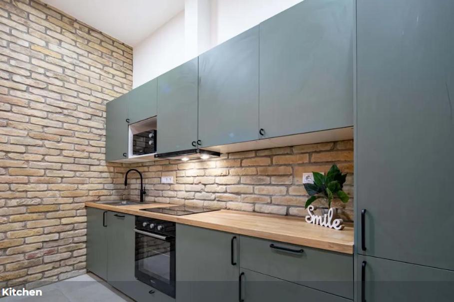 Cityscape Budget Blaha Loft Apartmán *