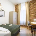 Cityscape Budget Apartments Blaha Loft