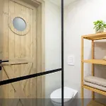 Cityscape Budget Apartments Blaha Loft