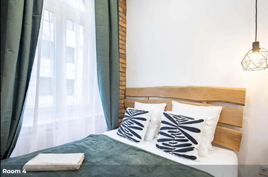 Apartment Cityscape Budget Blaha Loft