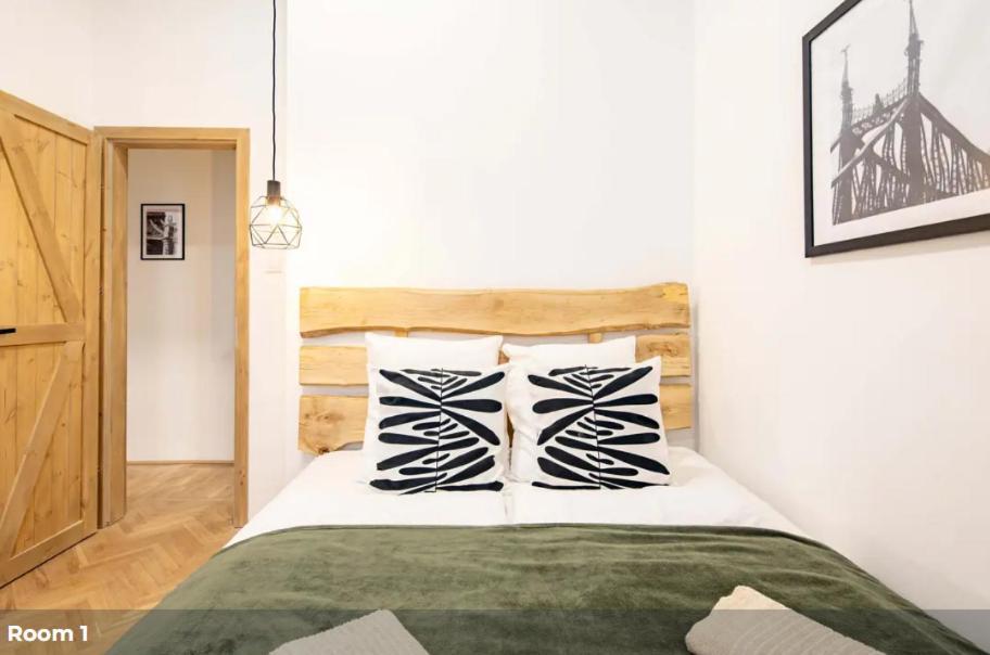 Apartment Cityscape Budget Blaha Loft *